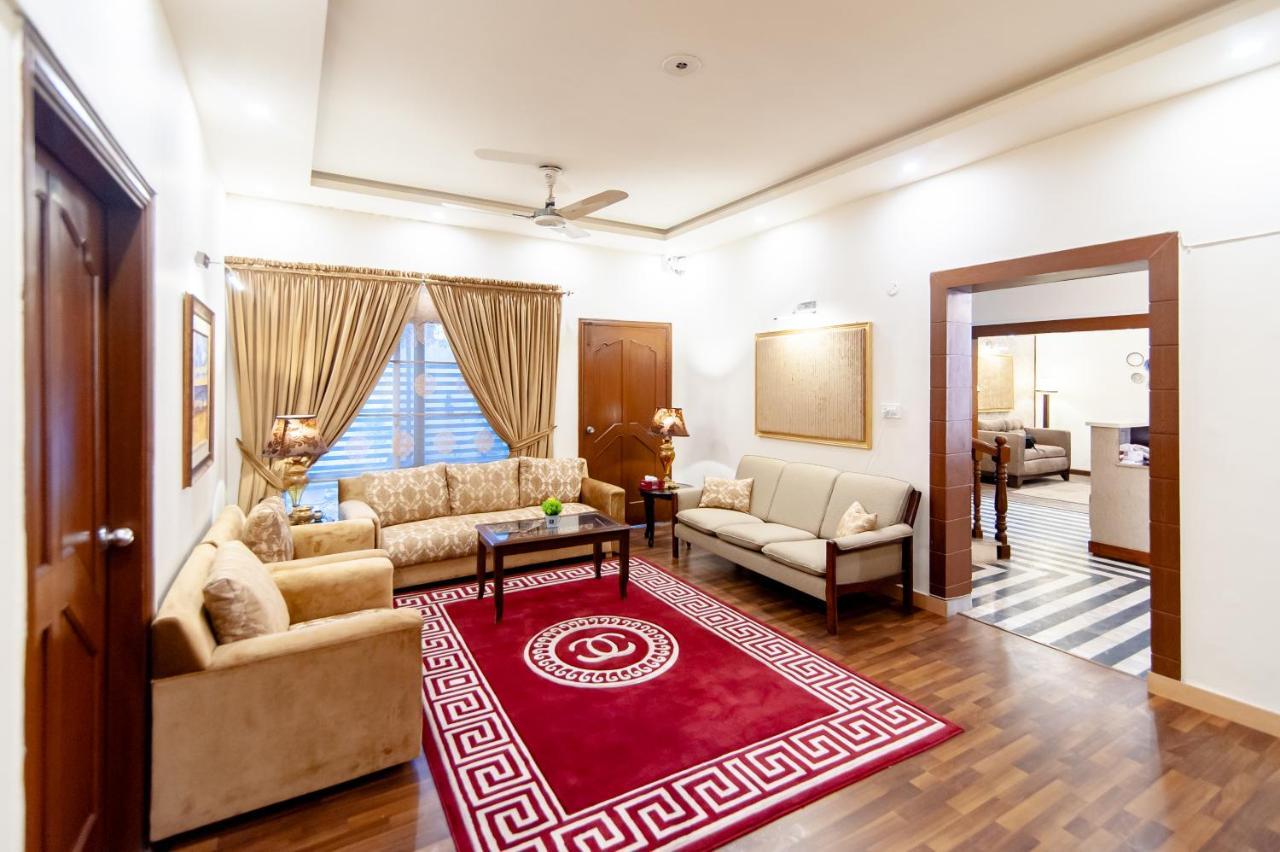 Shelton Guest House Исламабад Экстерьер фото