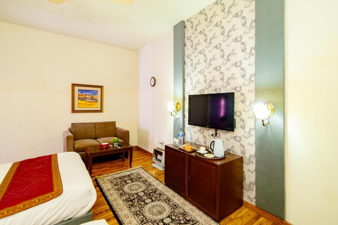 Shelton Guest House Исламабад Экстерьер фото