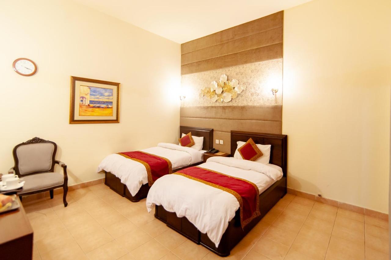 Shelton Guest House Исламабад Экстерьер фото