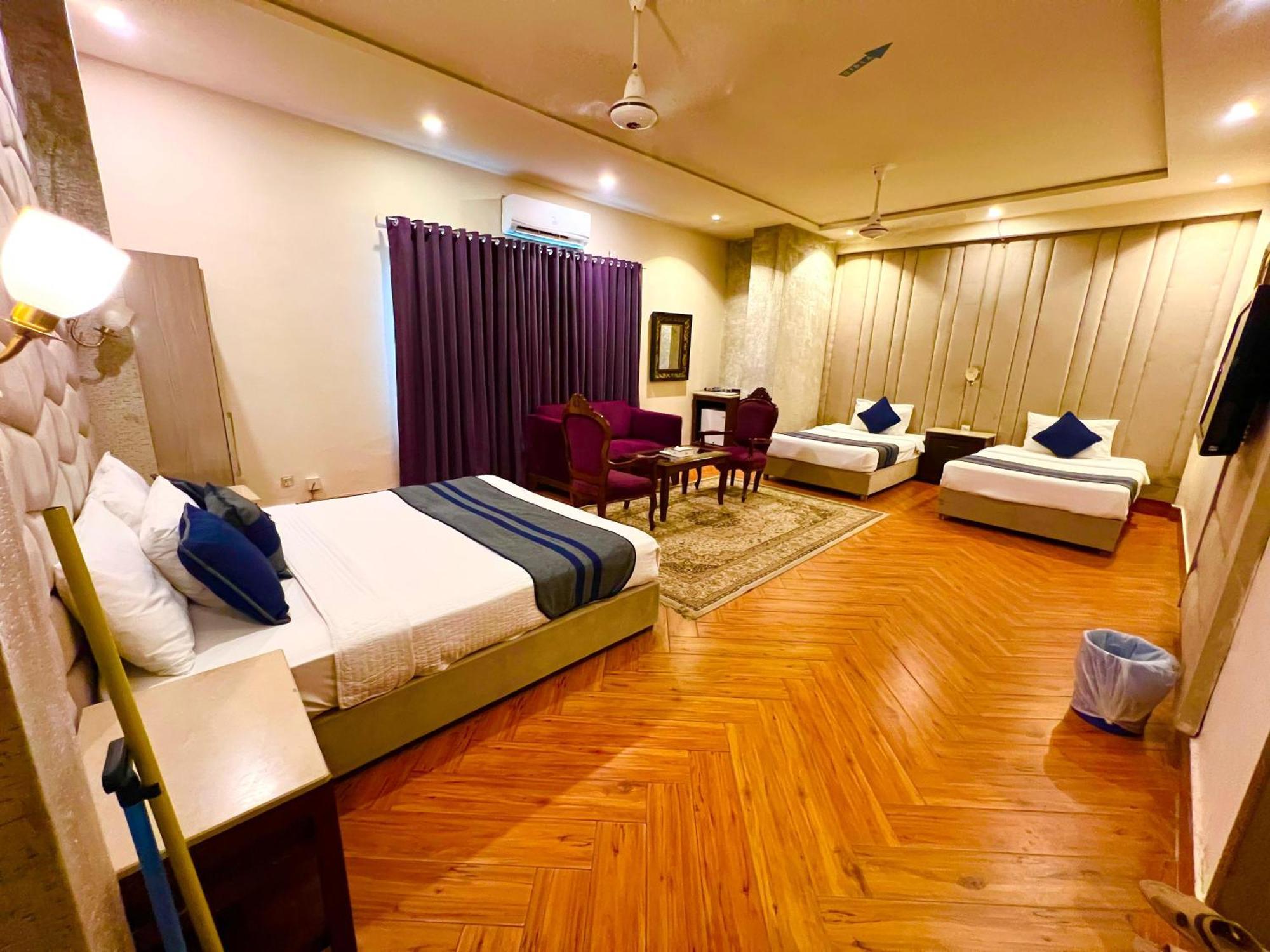 Shelton Guest House Исламабад Экстерьер фото